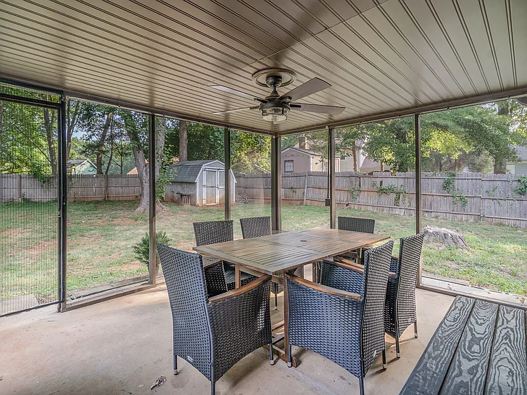 2812 Olde Whitehall Rd — Photo 26