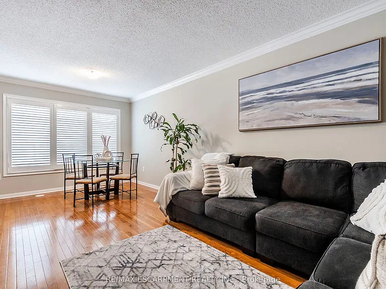 280 Wetenhall Lndg — Photo 14