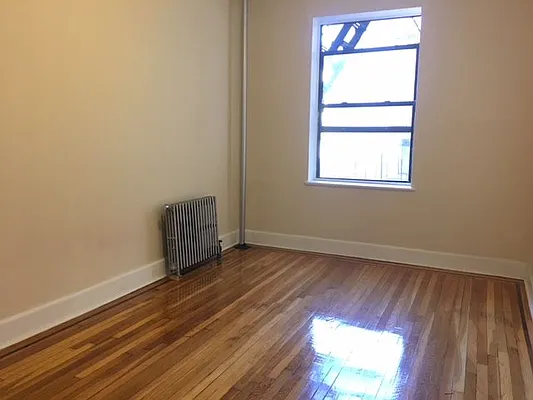 Rented by Lang Realty LLC | media 13