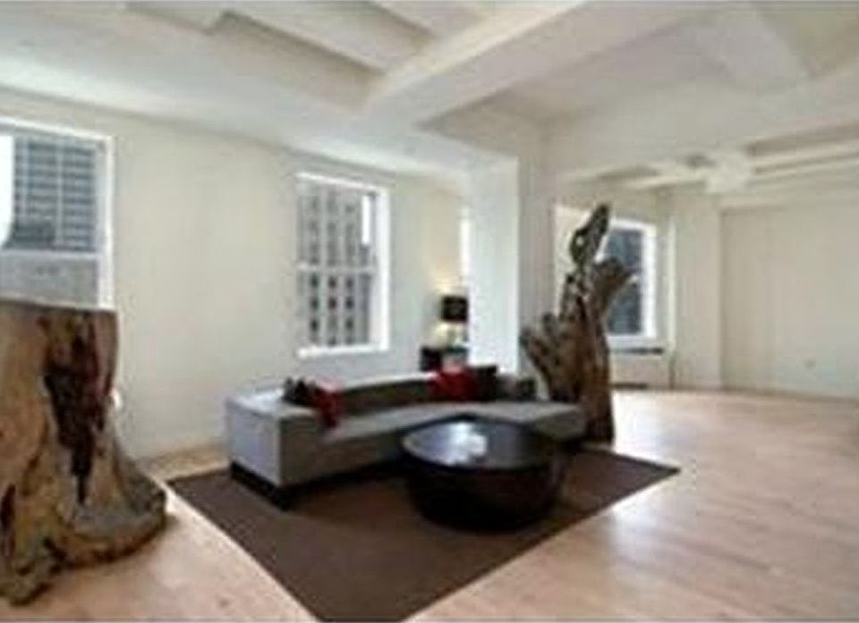 1st image of 15 Broad St Unit Penthouse 3900