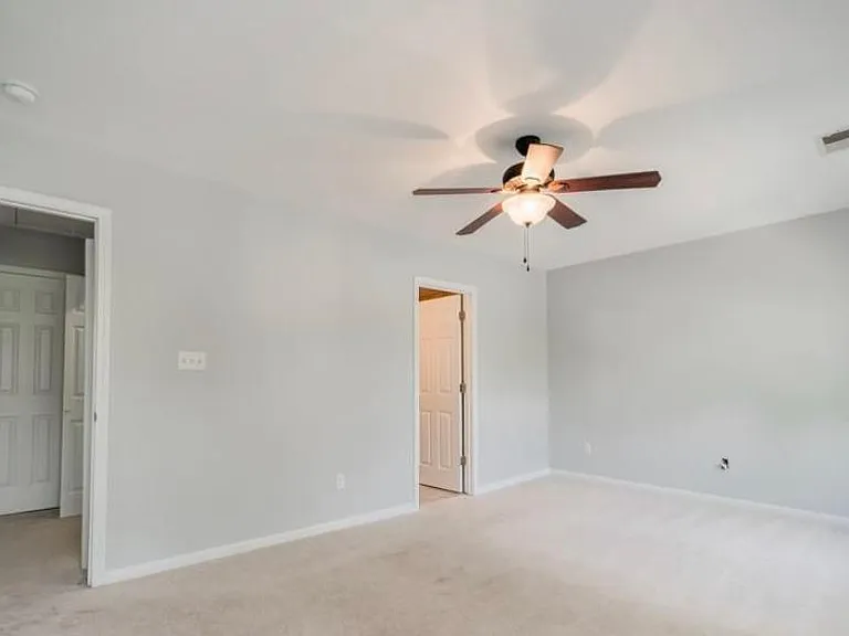 17360 Villanova Rd — Photo 13