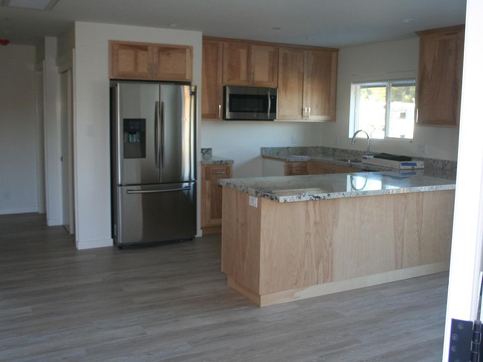 2nd image of 179 Dry Creek Rd