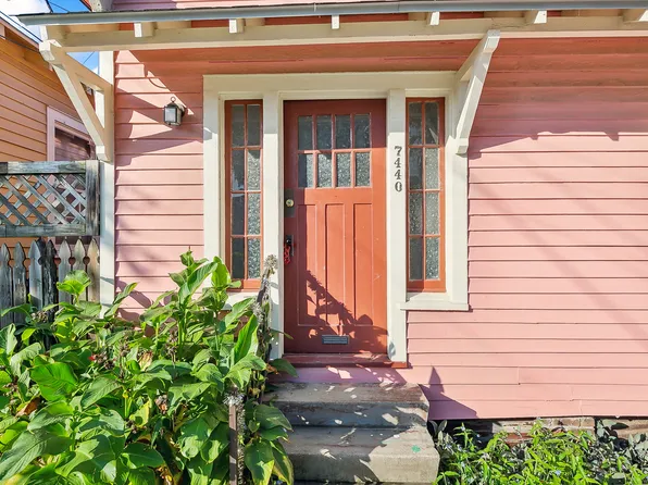 7442 Pitt St, New Orleans, LA 70118