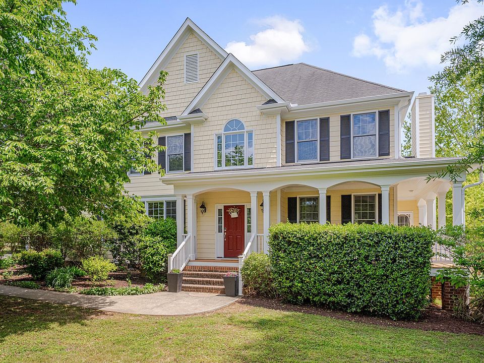 1st image of 303 Crooked Meadow Ln