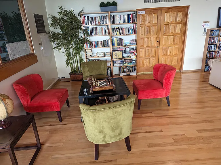 1127 E Del Mar Blvd #325 — Photo 17