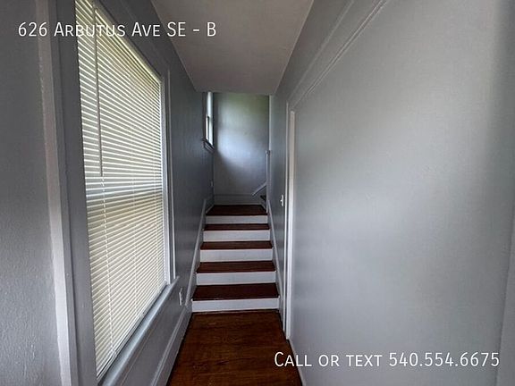 3rd image of 626 Arbutus Ave SE #B