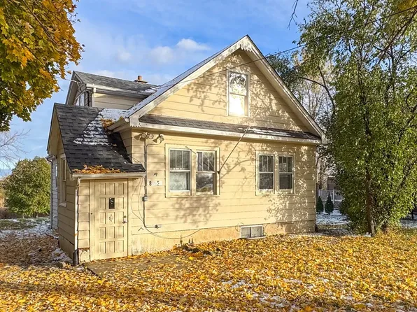 8S057 S Vine St, Burr Ridge, IL 60527