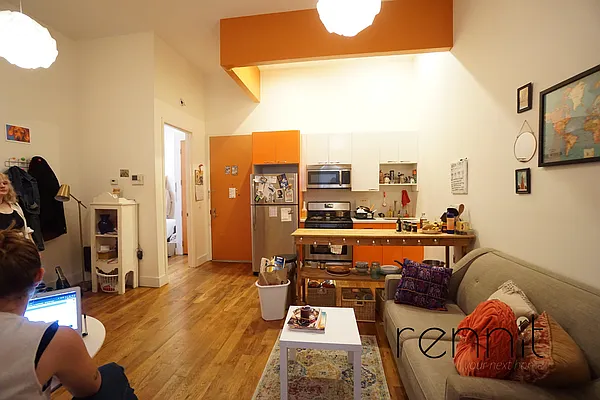 Rented by Rennit Inc. | media 12