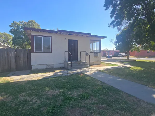 503 E 9th St #A, Hanford, CA 93230