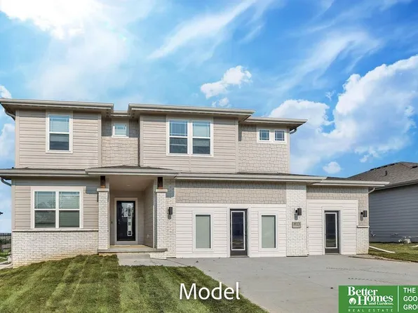 8613 N 177th St, Bennington, NE 68007