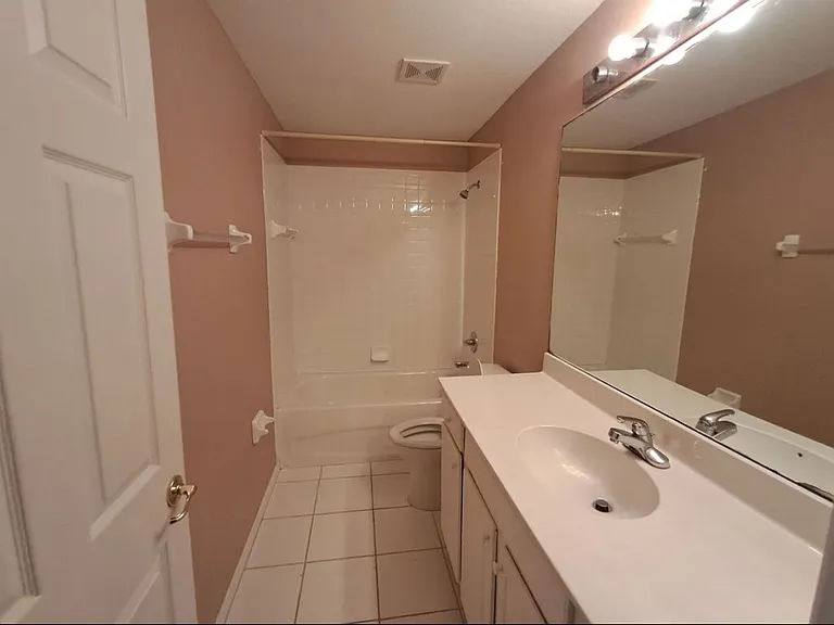 7880 Lake Sawgrass Loop #5212 — Photo 12