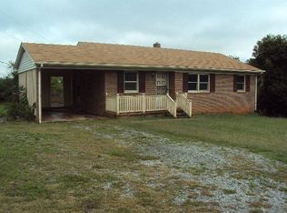 7105 Hunting Creek Rd, Nathalie, VA 24577