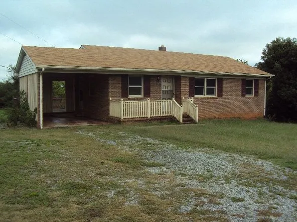 7105 Hunting Creek Rd, Nathalie, VA 24577
