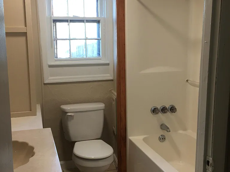 1508 Highland Ave #B — Photo 5