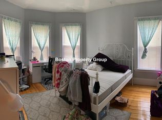 128 Calumet St #3, Boston, MA 02120
