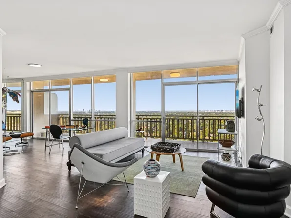 6211 W Northwest Hwy APT 2306, Dallas, TX 75225