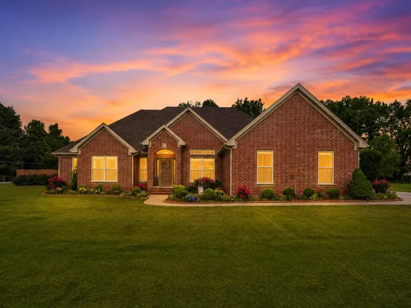 101 Cornerstone Ln, Searcy, AR 72143