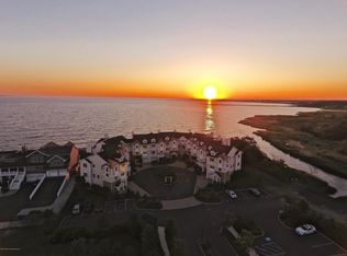 203 Gateway Ct #3, Union Beach, NJ 07735
