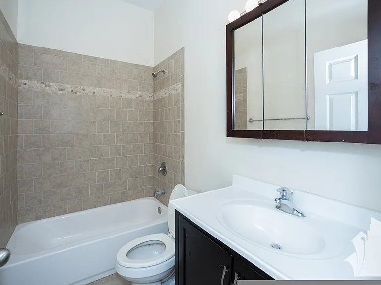 3358 N Sheffield Ave #OOO3 — Photo 11