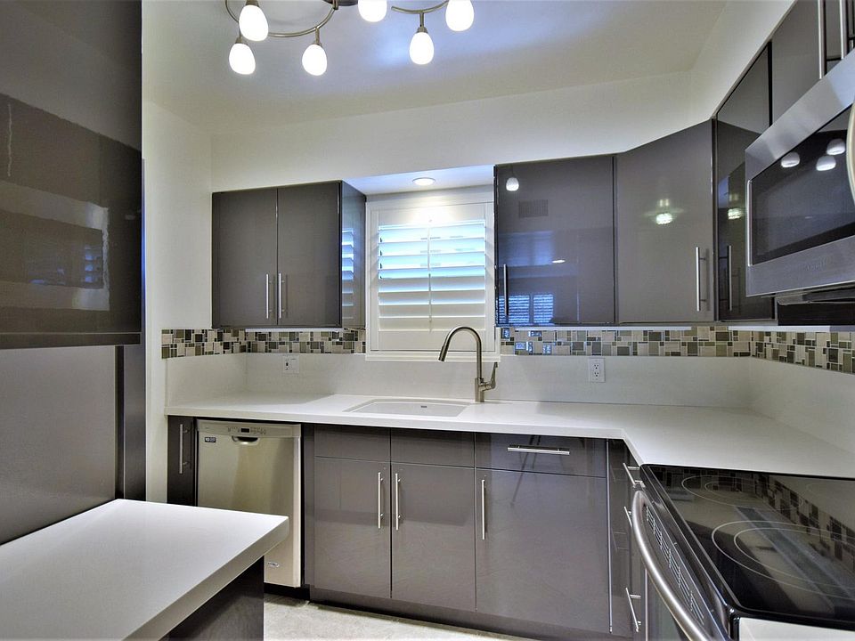 1st image of 231-3737 E Turney Ave