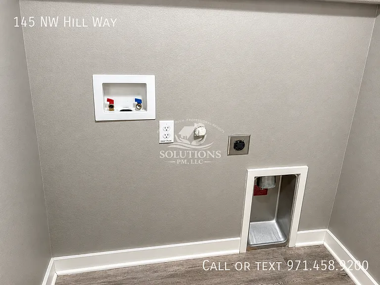 145 NW Hill Way — Photo 18