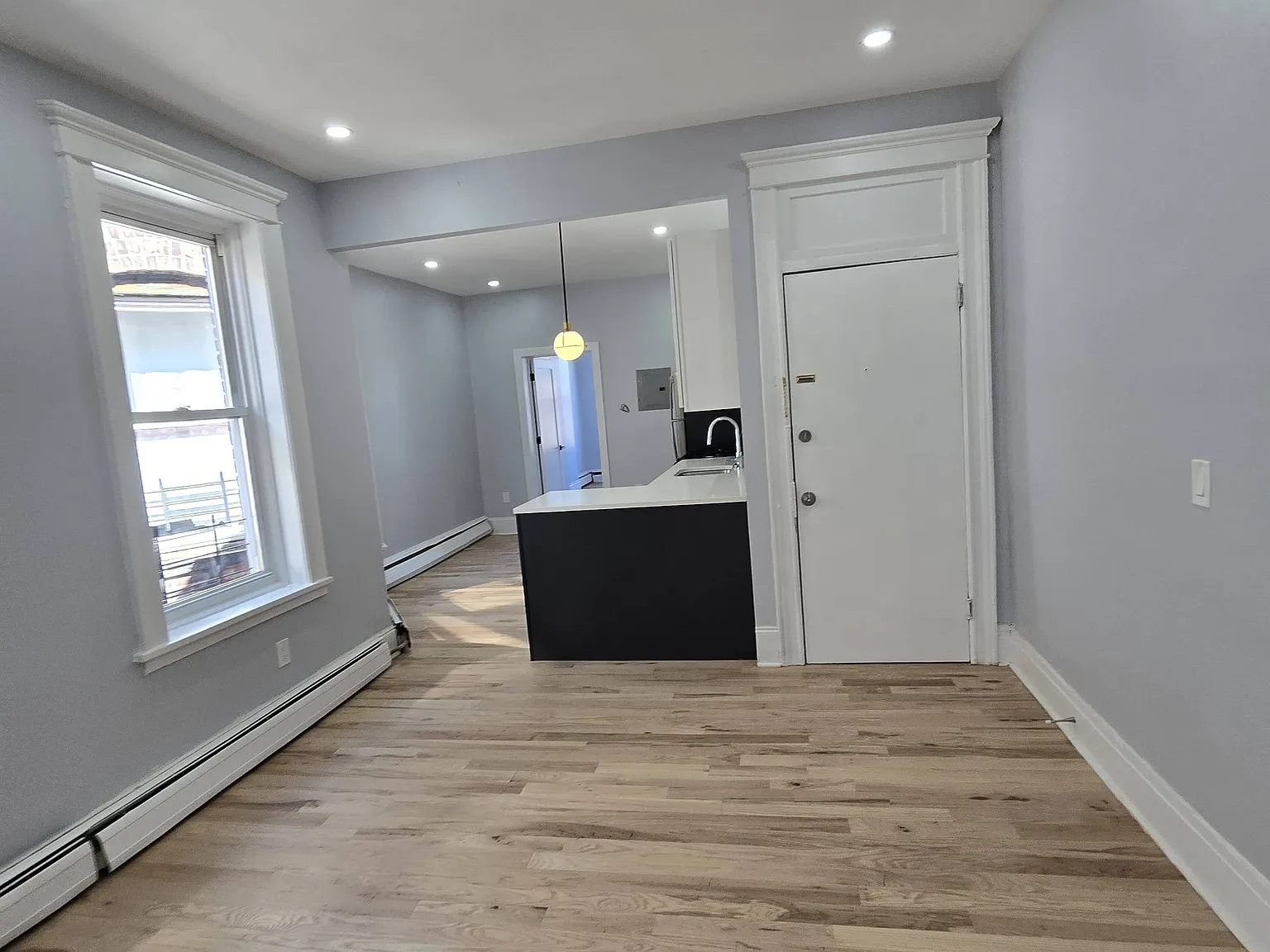 3 bed, $2,500 — Photo 4