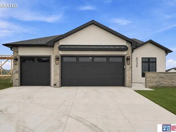8038 S 43rd St, Lincoln, NE 68516