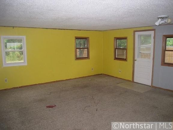 5th image of 16415 Flagstaff Ave