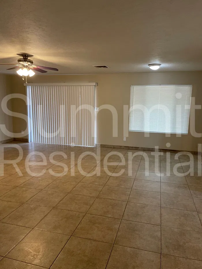 3 bed, 2.0 bath, 1549 sqft, $2,695 — Photo 4
