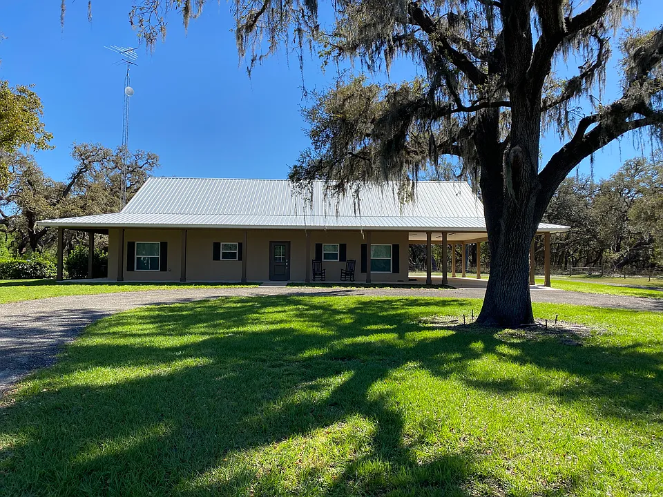 6402 State Road 66