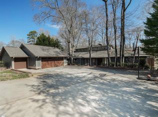 105 Long Point Way, Simpsonville, SC 29681