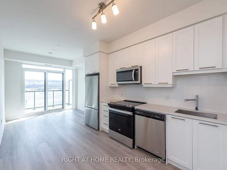 385 Winston Rd #701 — Photo 3