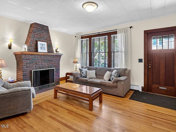 3rd image of 2203 15th Street