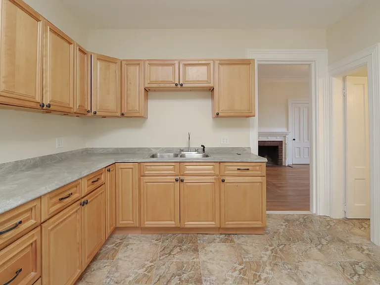 1851 Northampton St #1L — Photo 14