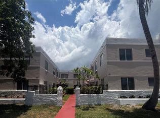 25 Navarre Ave APT 3, Coral Gables, FL 33134