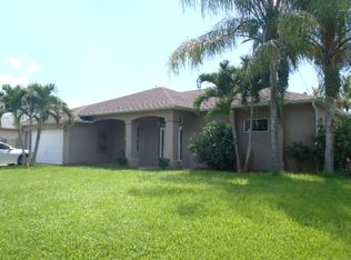 2414 SE Perugia St, Port Saint Lucie, FL 34953