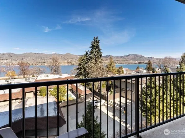 2220 W Woodin Avenue #311, Chelan, WA 98816