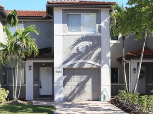 2887 SW 128th Way, Hollywood, FL 33027