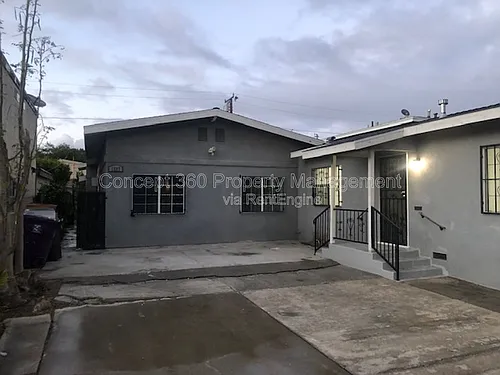 1327 W Parade St Photo 1