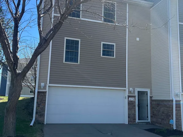 6751 S 181st Ct, Omaha, NE 68135