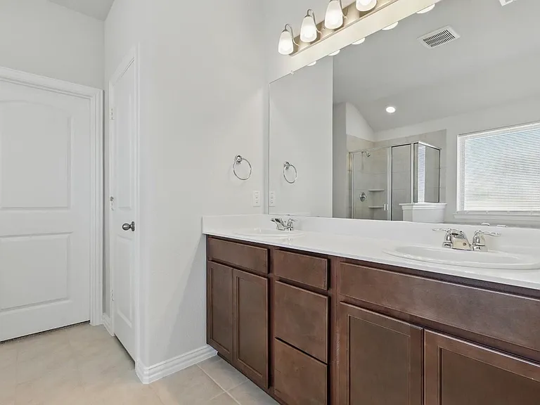 3928 Malachite Dr — Photo 8