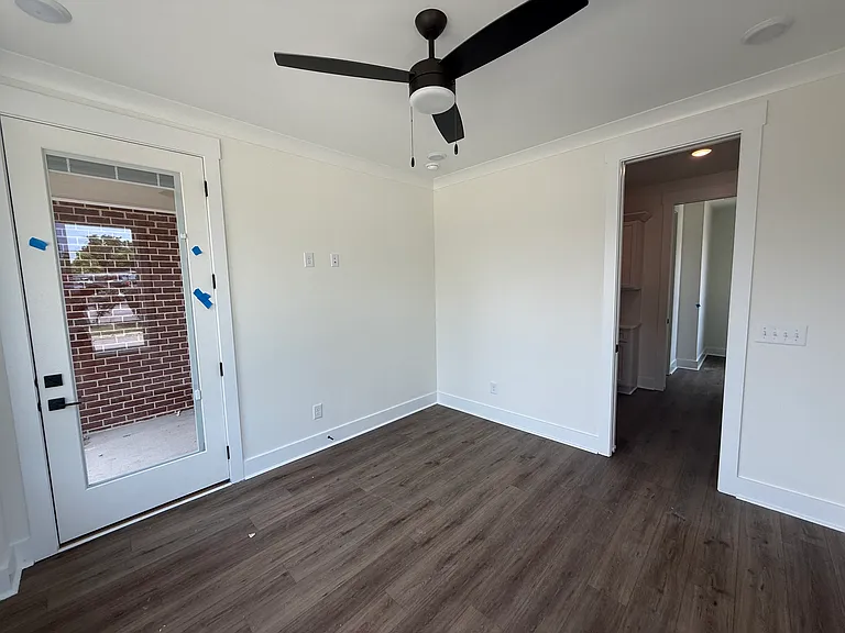 2119 Fairfax Ave #B — Photo 4