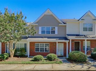 6 Peggy Sue Ct, Greensboro, NC 27407