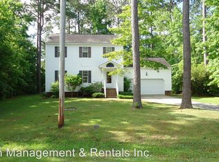 103 Pine Cir, New Bern, NC 28560