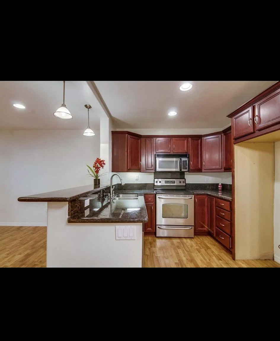 5055 Collwood Blvd — Photo 1