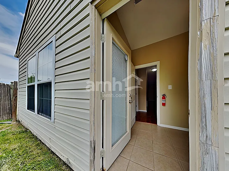 1472 Egret Ln — Photo 21