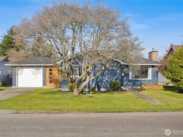 1115 9th Avenue NW, Puyallup, WA 98371