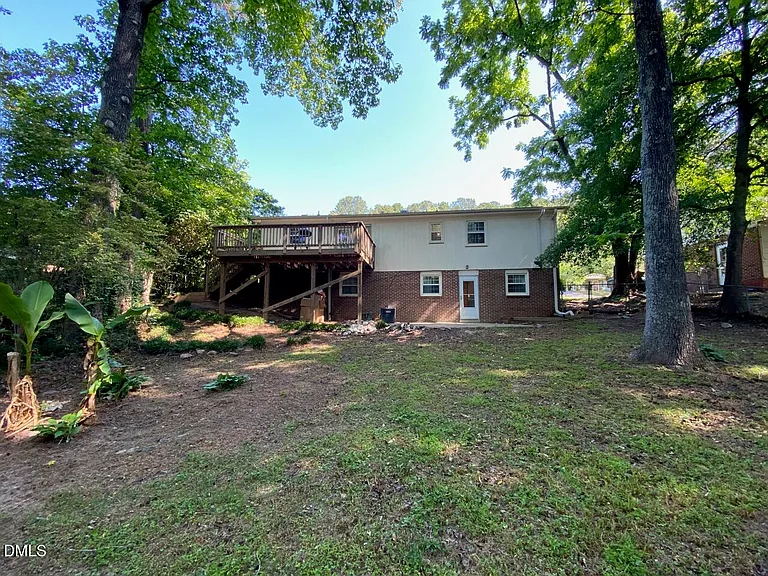 409 Killington Dr — Photo 23