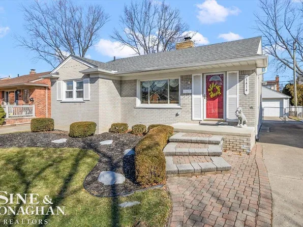 1414 Aline Dr, Grosse Pointe Woods, MI 48236