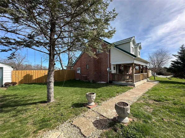 1021 E Springfield Rd, Owensville, MO 65066
